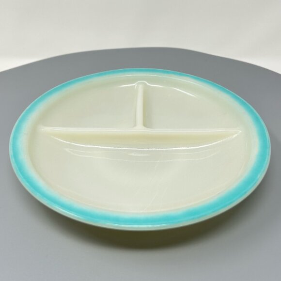 Vintage 1950's Fire King Divided Plate - Picture 3 of 5